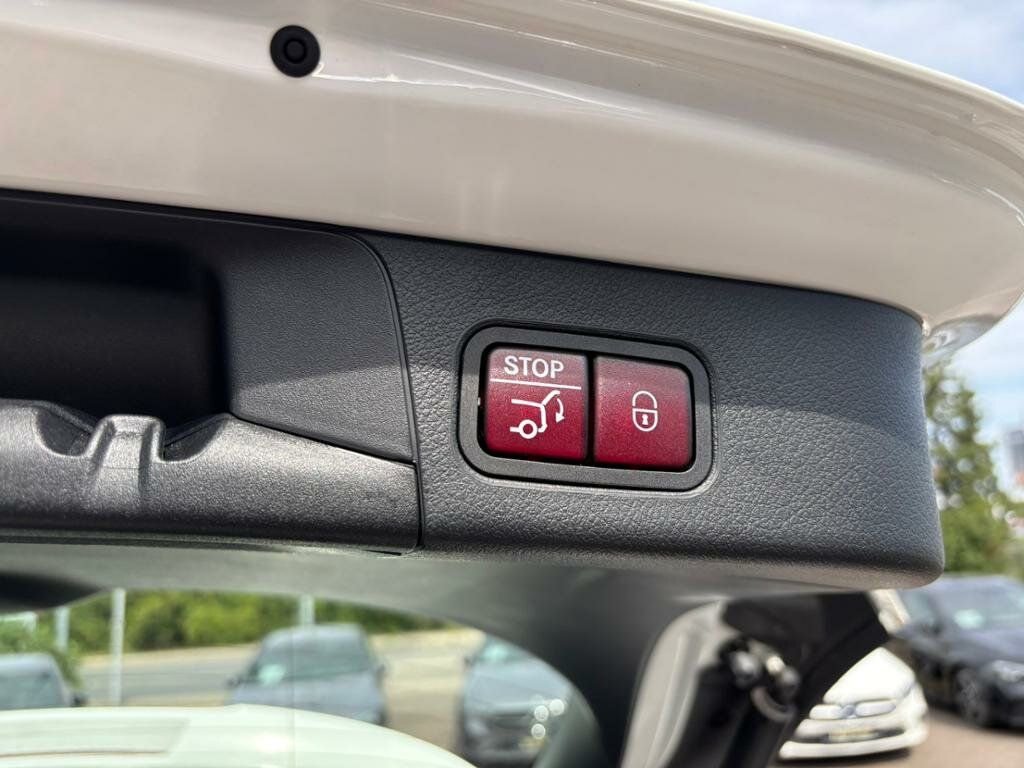 Mercedes-Benz B 200 2024