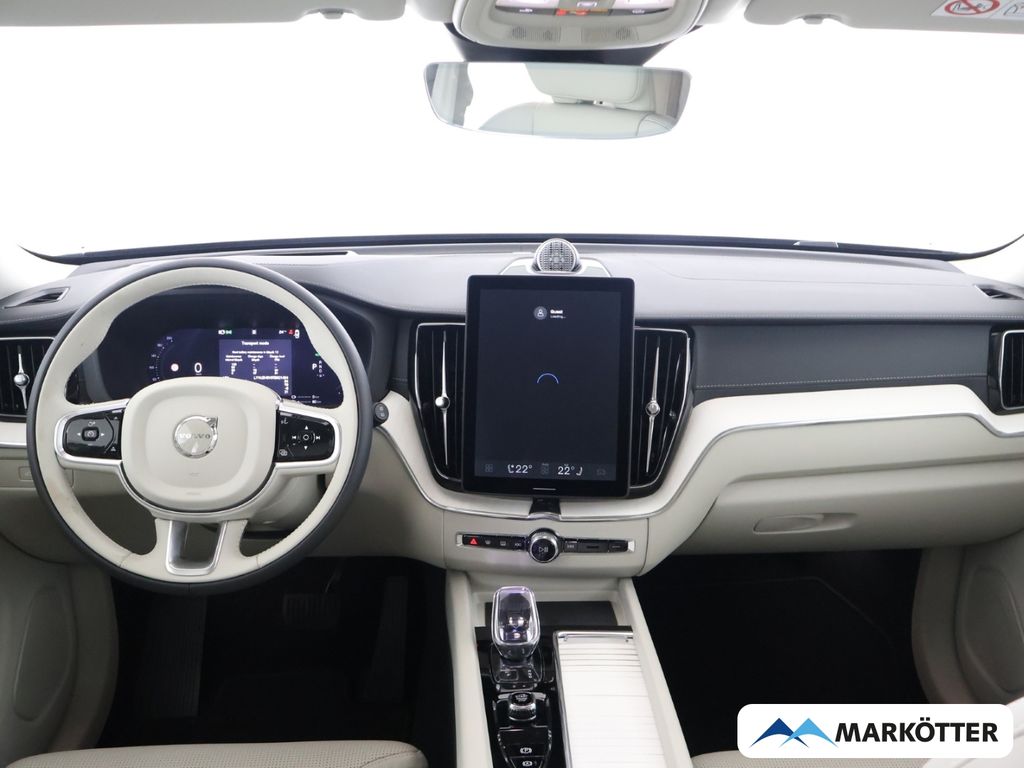 Volvo XC60 2025