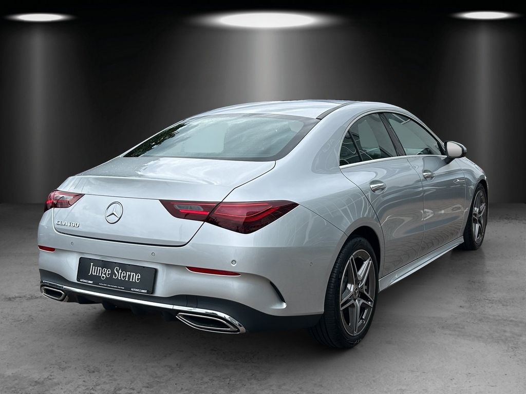 Mercedes-Benz CLA 180 2023