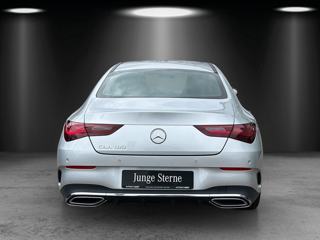 Mercedes-Benz CLA 180 2023