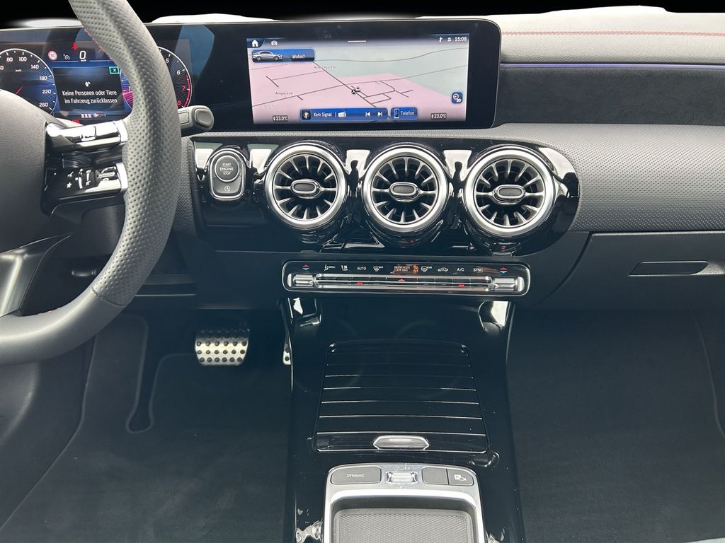 Mercedes-Benz CLA 180 2023