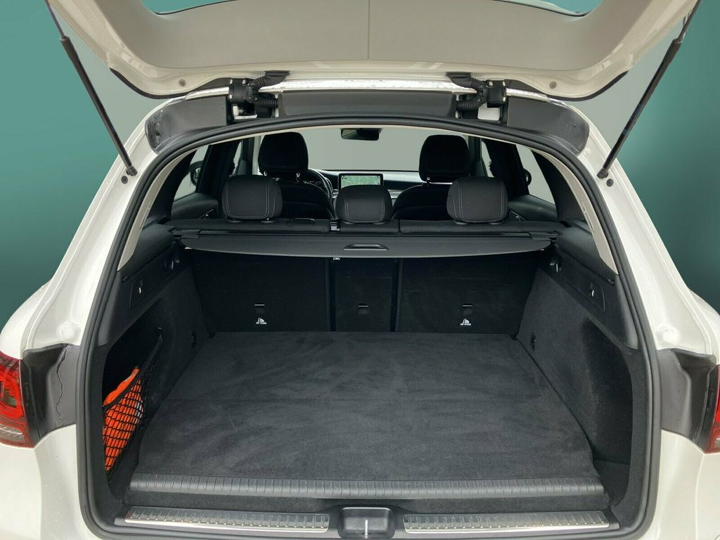 Mercedes-Benz GLC 300 2022