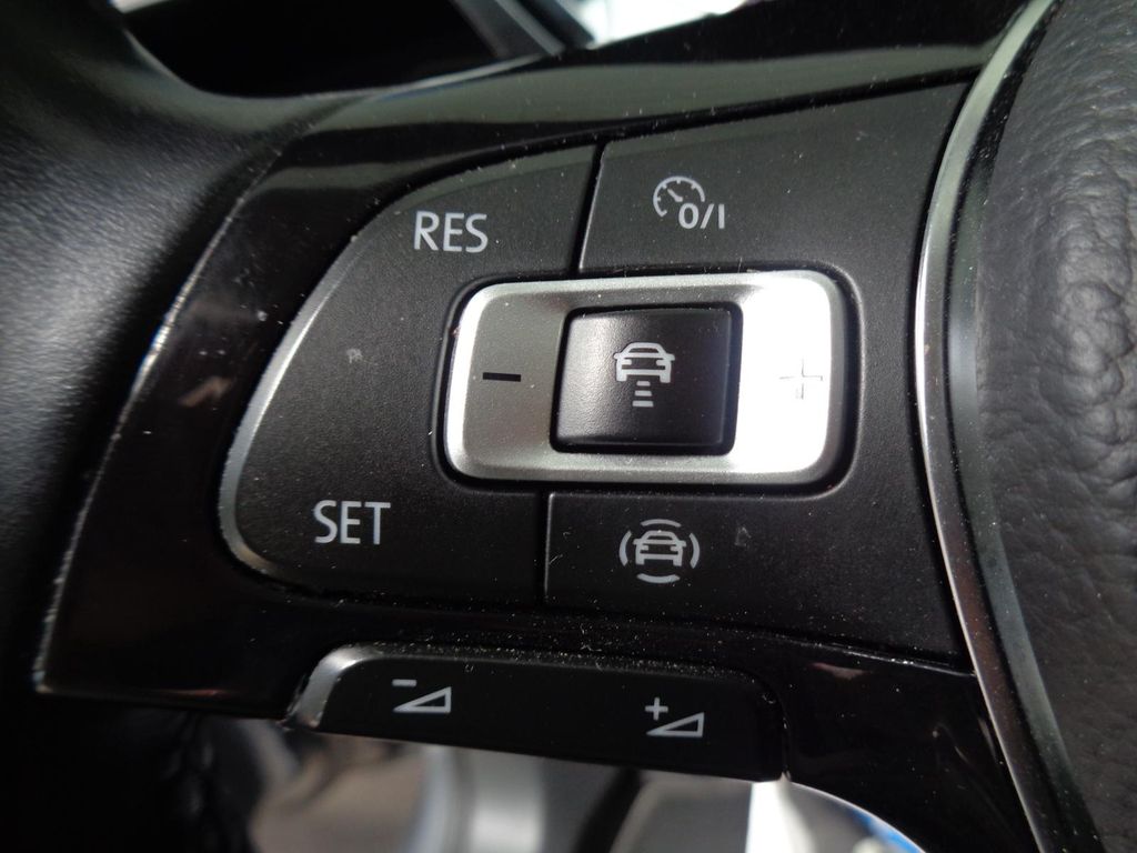 Volkswagen Touran 2021