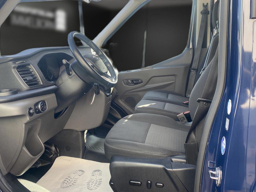 Ford Transit 2021