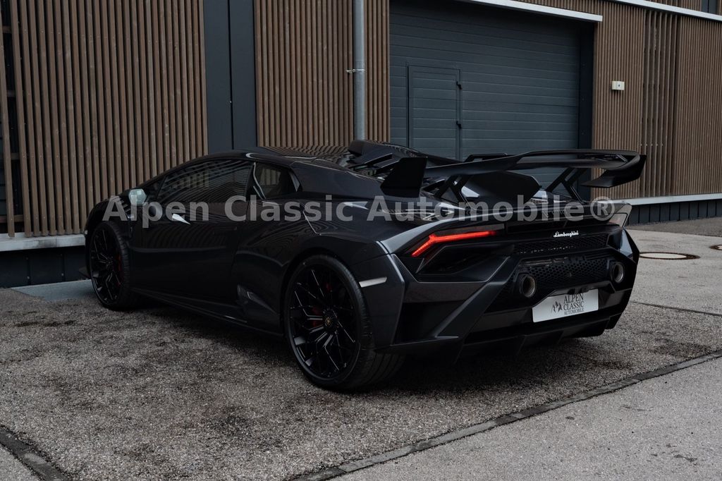 Lamborghini Huracán 2024
