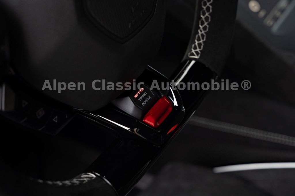 Lamborghini Huracán 2024