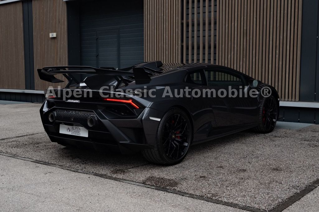 Lamborghini Huracán 2024