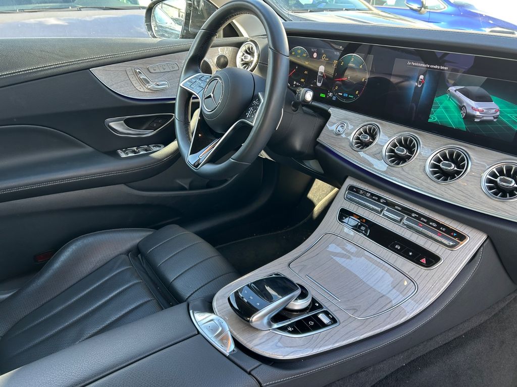 Mercedes-Benz E 300 2022