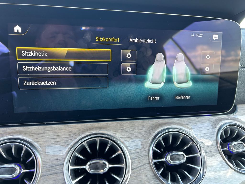 Mercedes-Benz E 300 2022