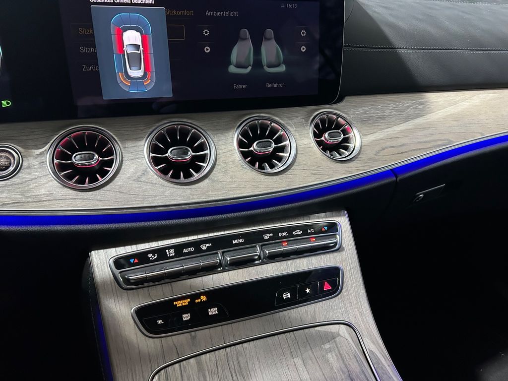 Mercedes-Benz E 300 2022