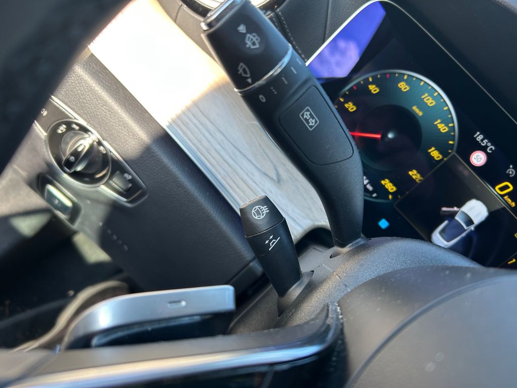 Mercedes-Benz E 300 2022