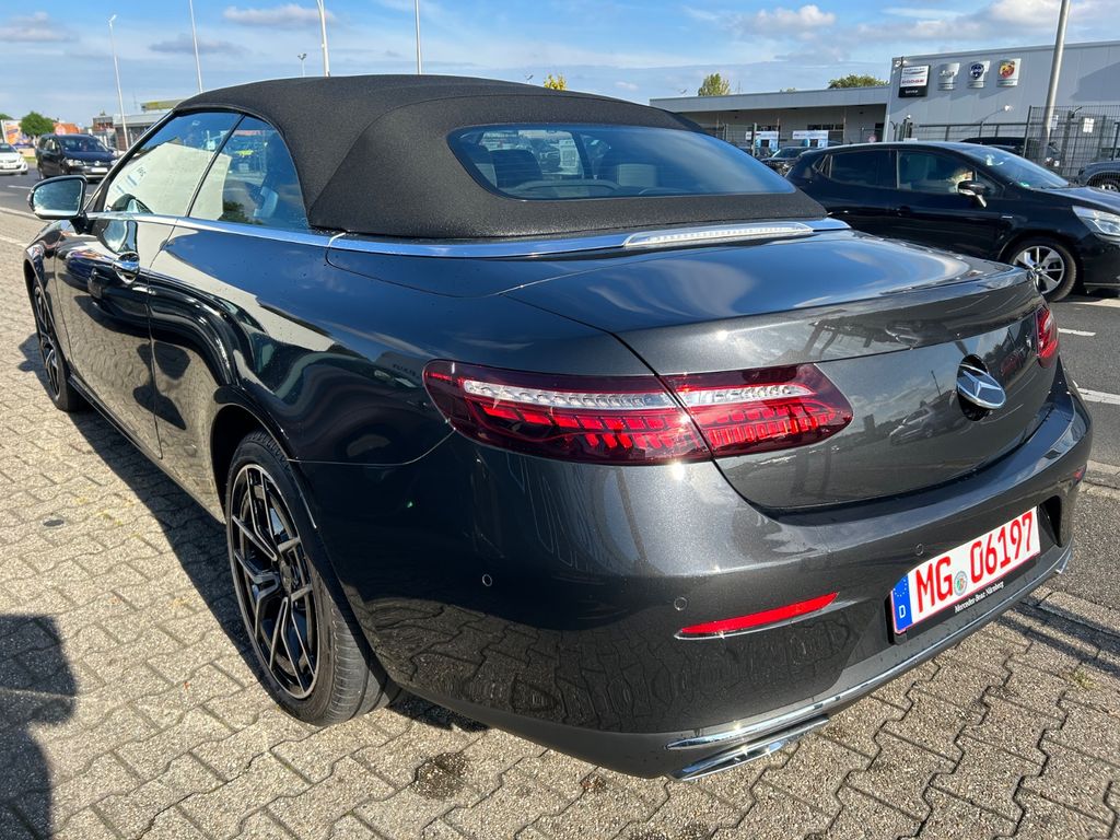 Mercedes-Benz E 300 2022