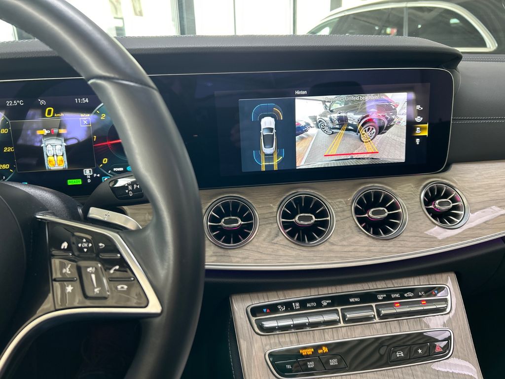 Mercedes-Benz E 300 2022