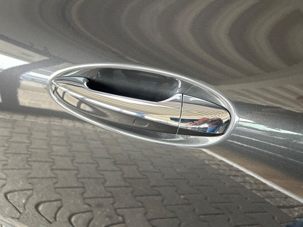 Mercedes-Benz E 300 2022