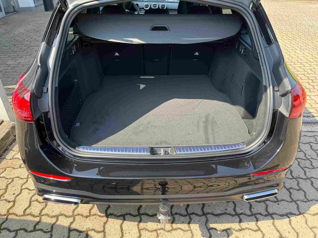 Mercedes-Benz C 220 2025