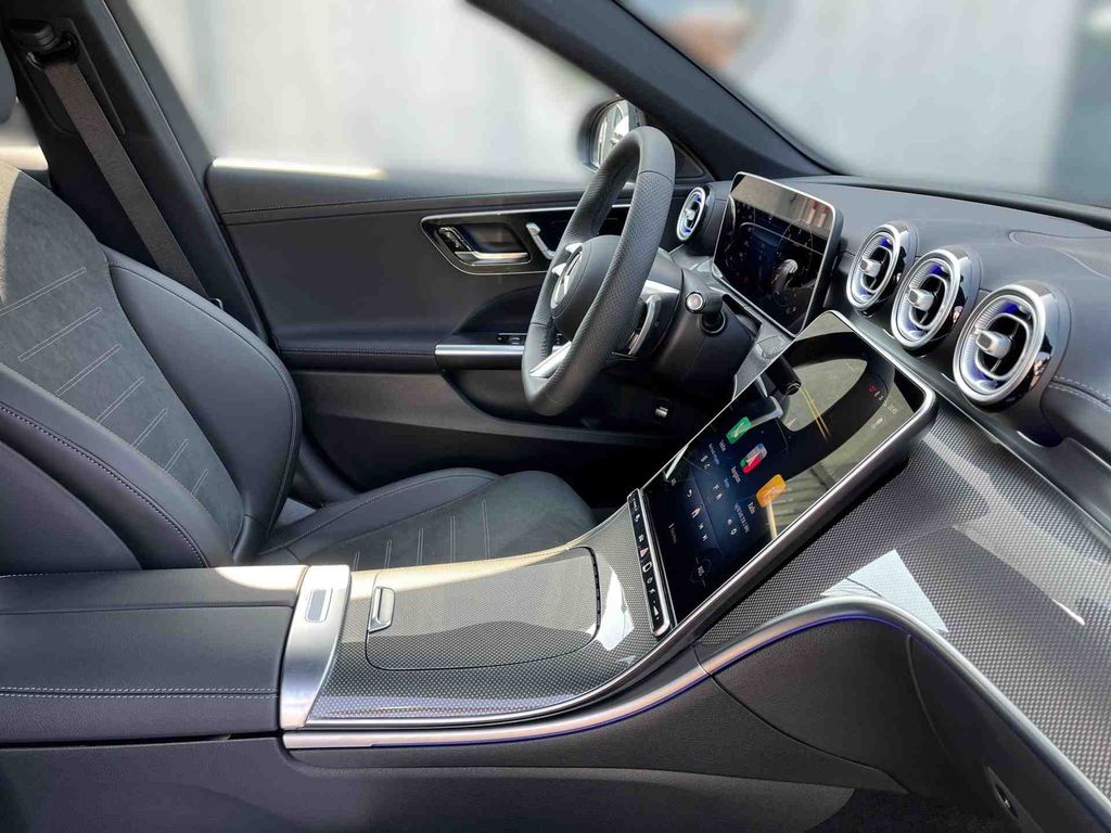 Mercedes-Benz C 220 2025