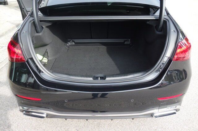 Mercedes-Benz C 300 2024