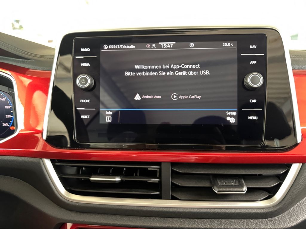 Volkswagen T-Roc 2024