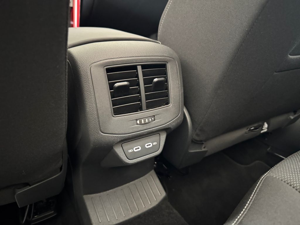 Volkswagen T-Roc 2024
