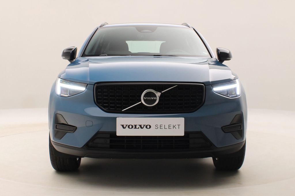 Volvo XC40 2024