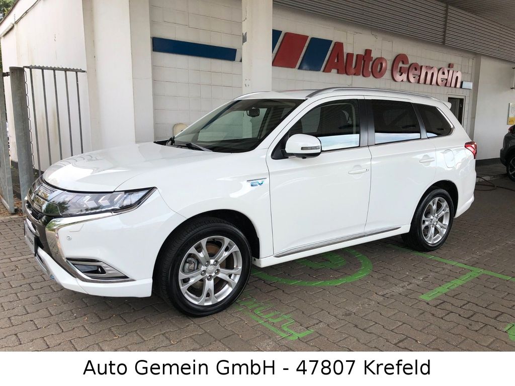 Mitsubishi Plug-in Hybrid Outlander 2020