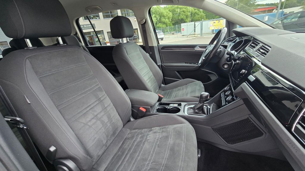 Volkswagen Touran 2019