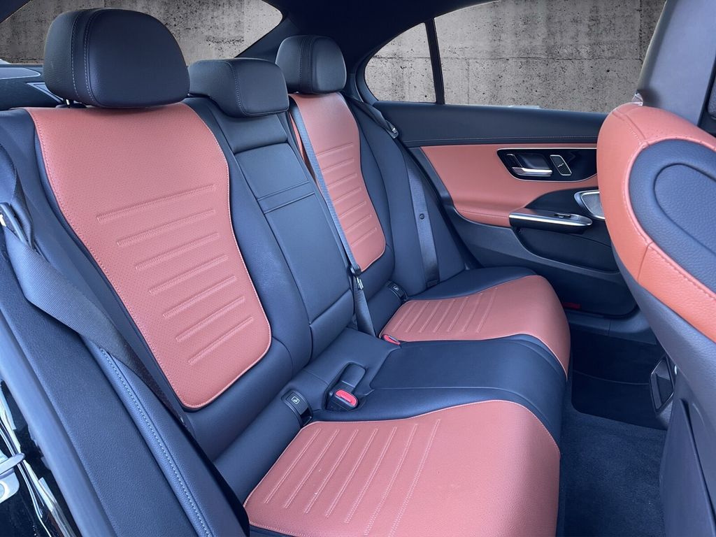 Mercedes-Benz C 300 2024