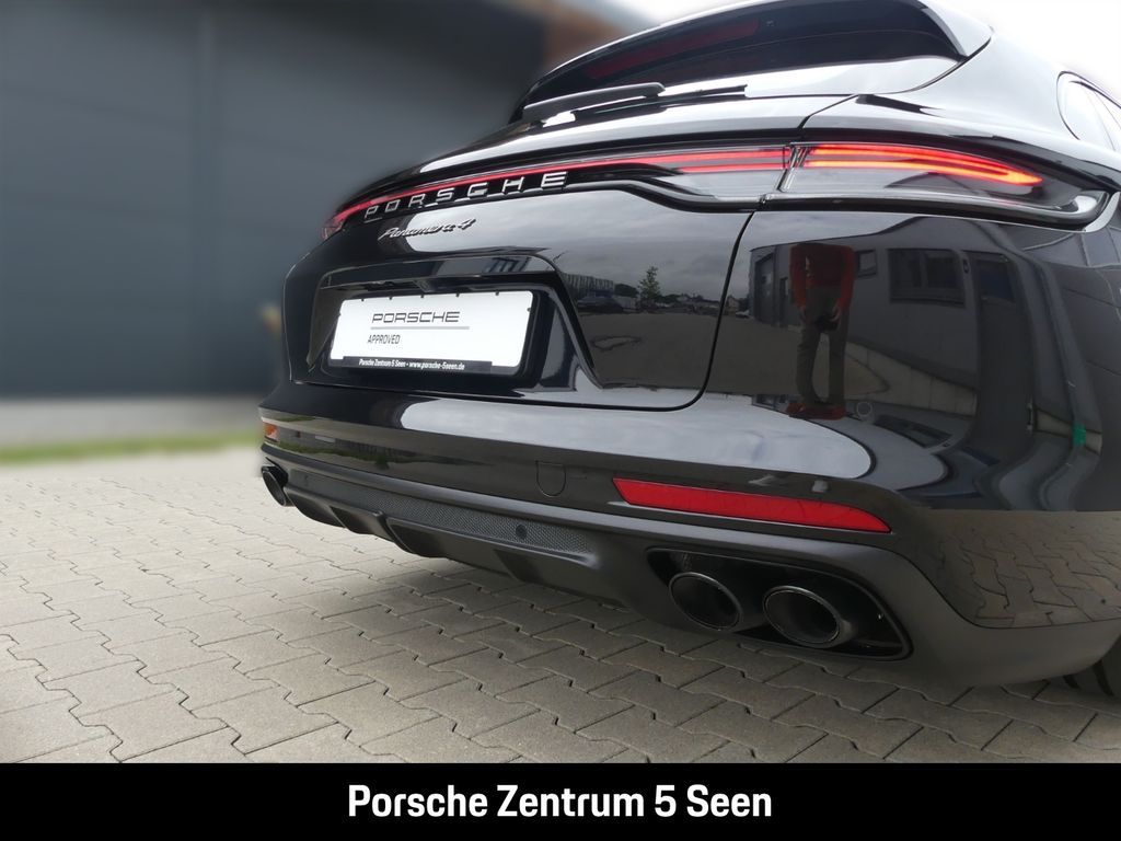 Porsche Panamera 2023