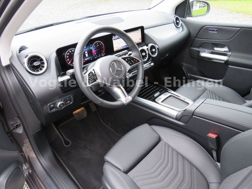 Mercedes-Benz B 180 2023