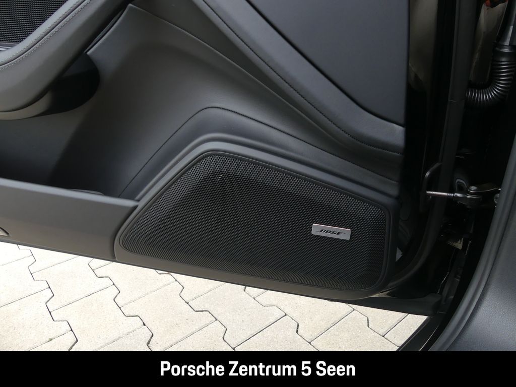 Porsche Panamera 2023