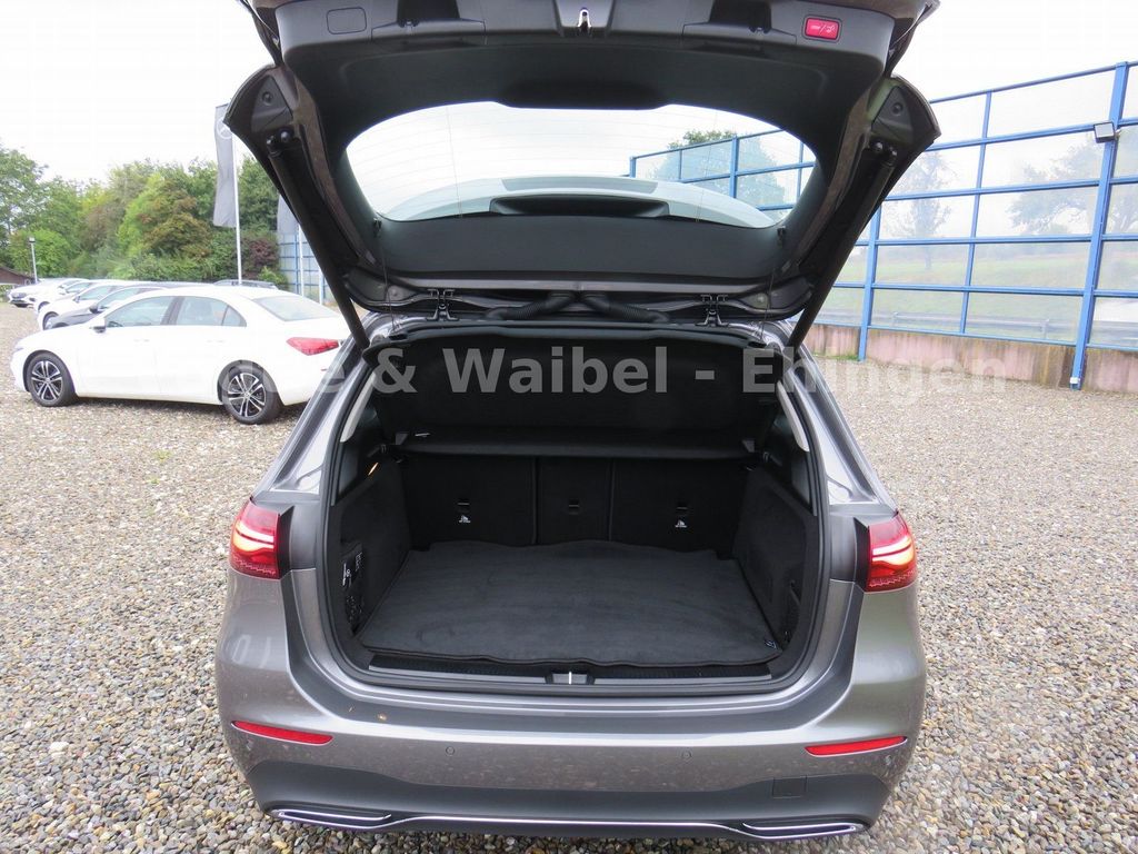 Mercedes-Benz B 180 2023