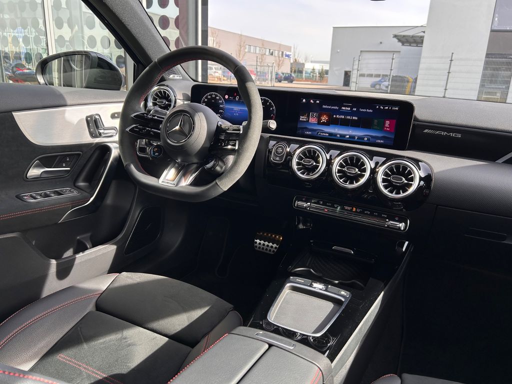 Mercedes-Benz A 45 AMG 2024