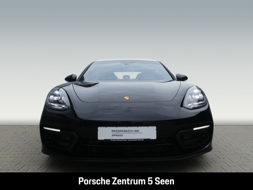 Porsche Panamera 2023