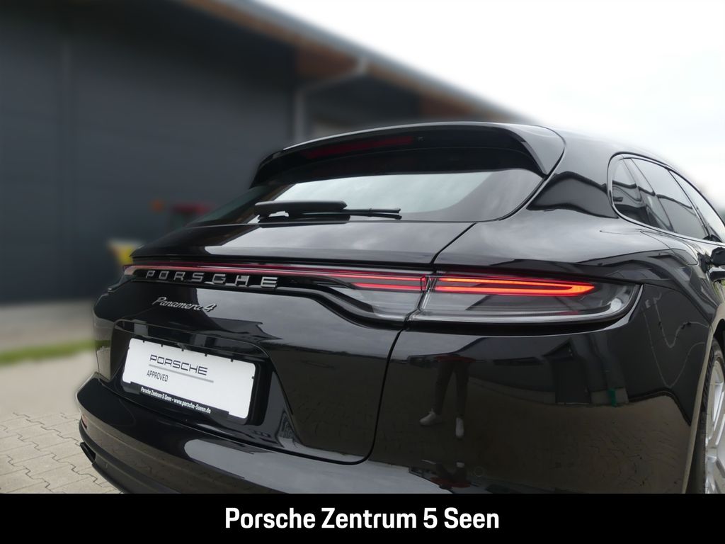 Porsche Panamera 2023