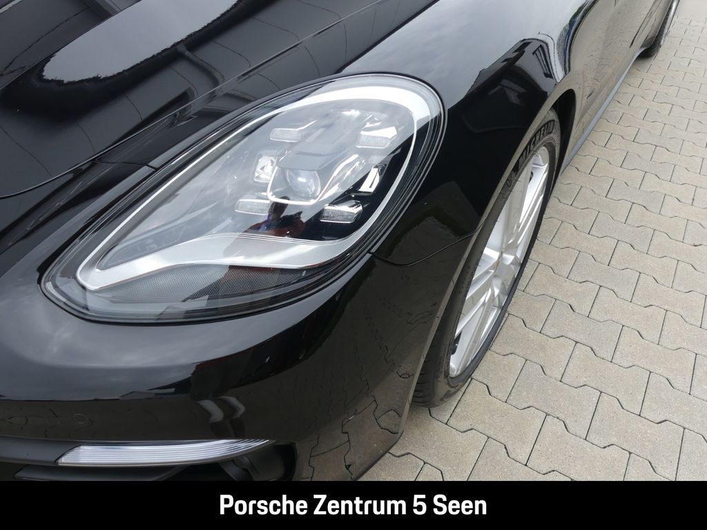 Porsche Panamera 2023