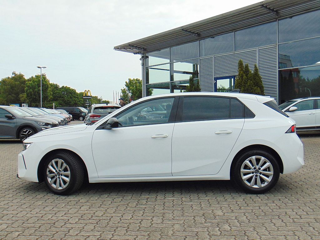 Opel Astra 2023