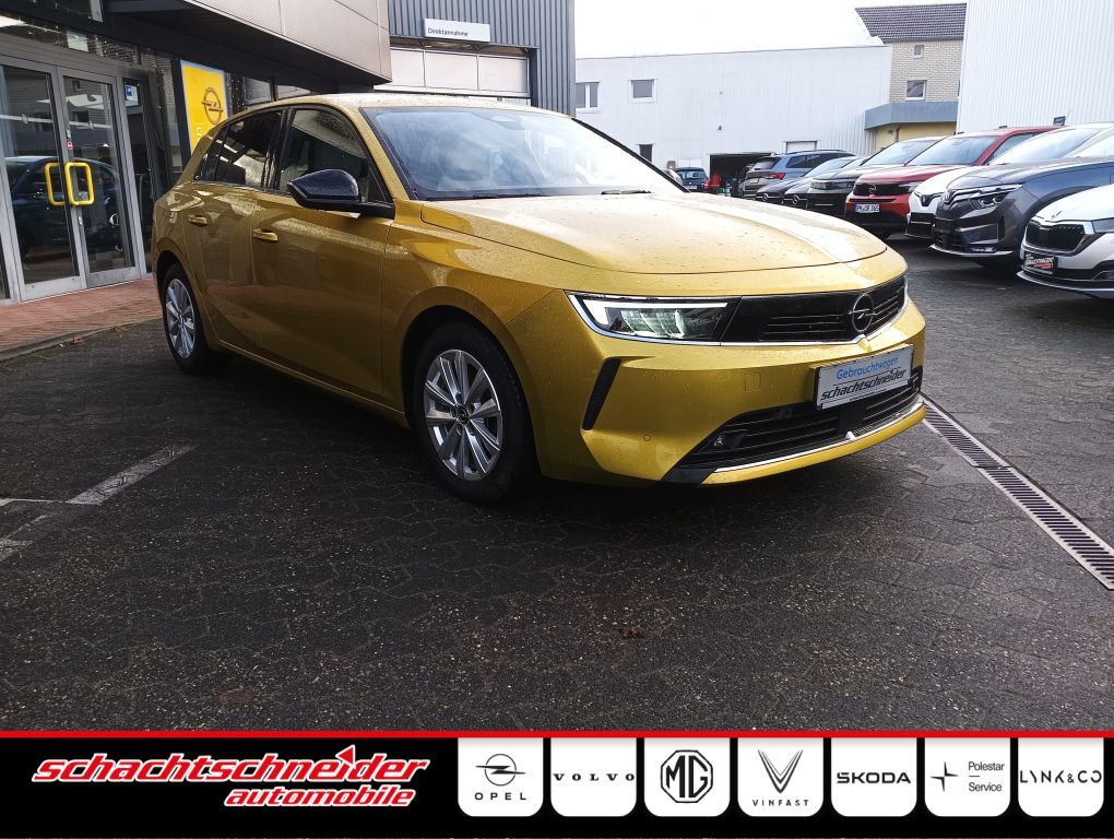 Opel Astra 2022
