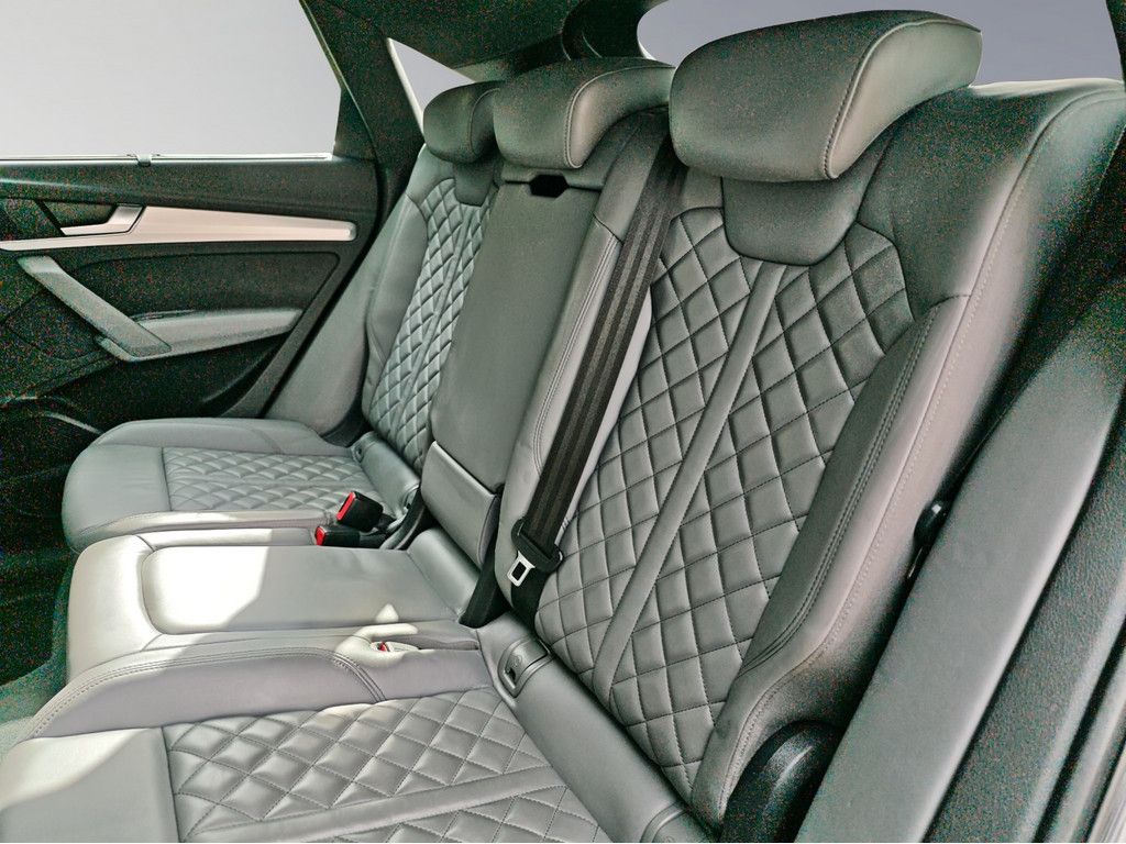 Audi SQ5 2022