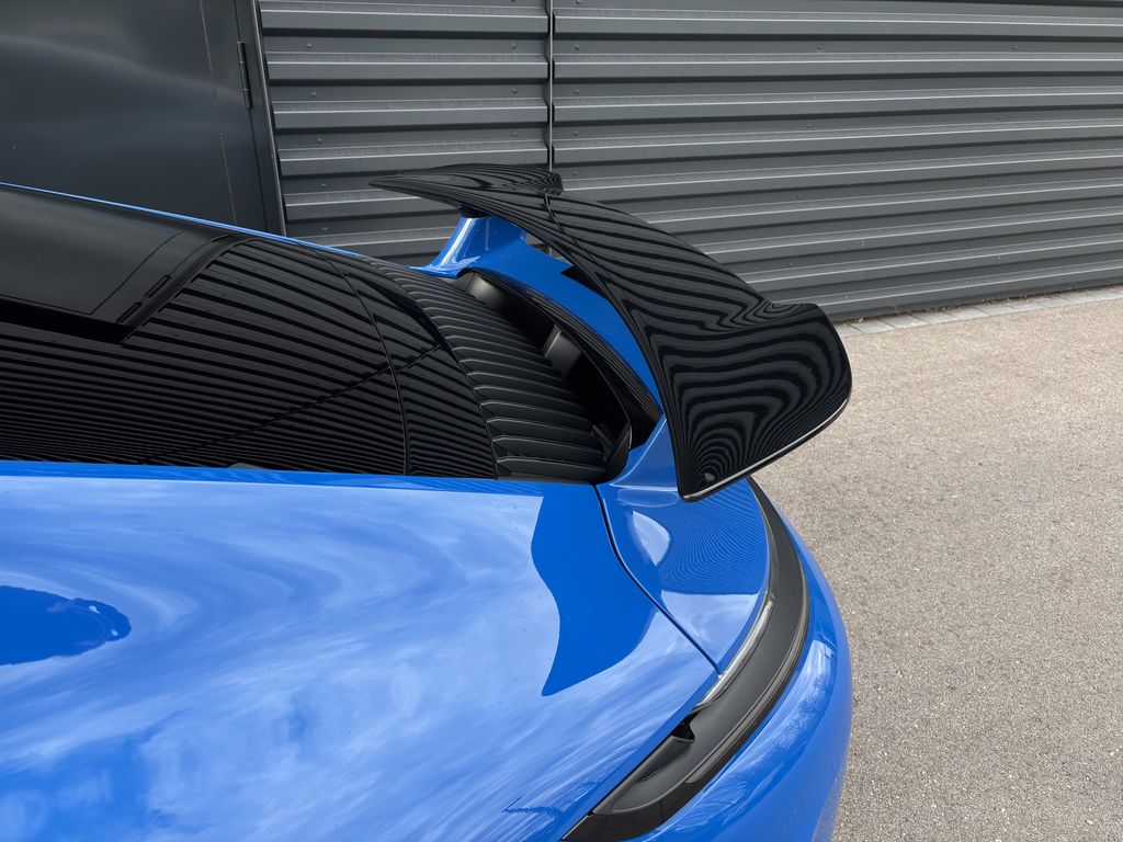 Porsche 992 2025