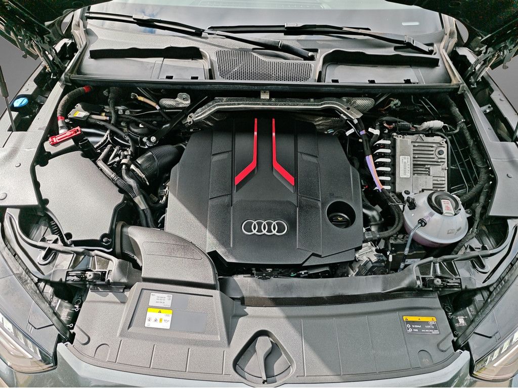 Audi SQ5 2022