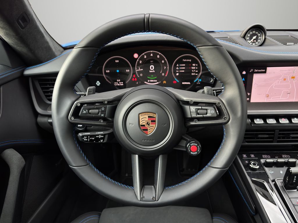 Porsche 992 2025