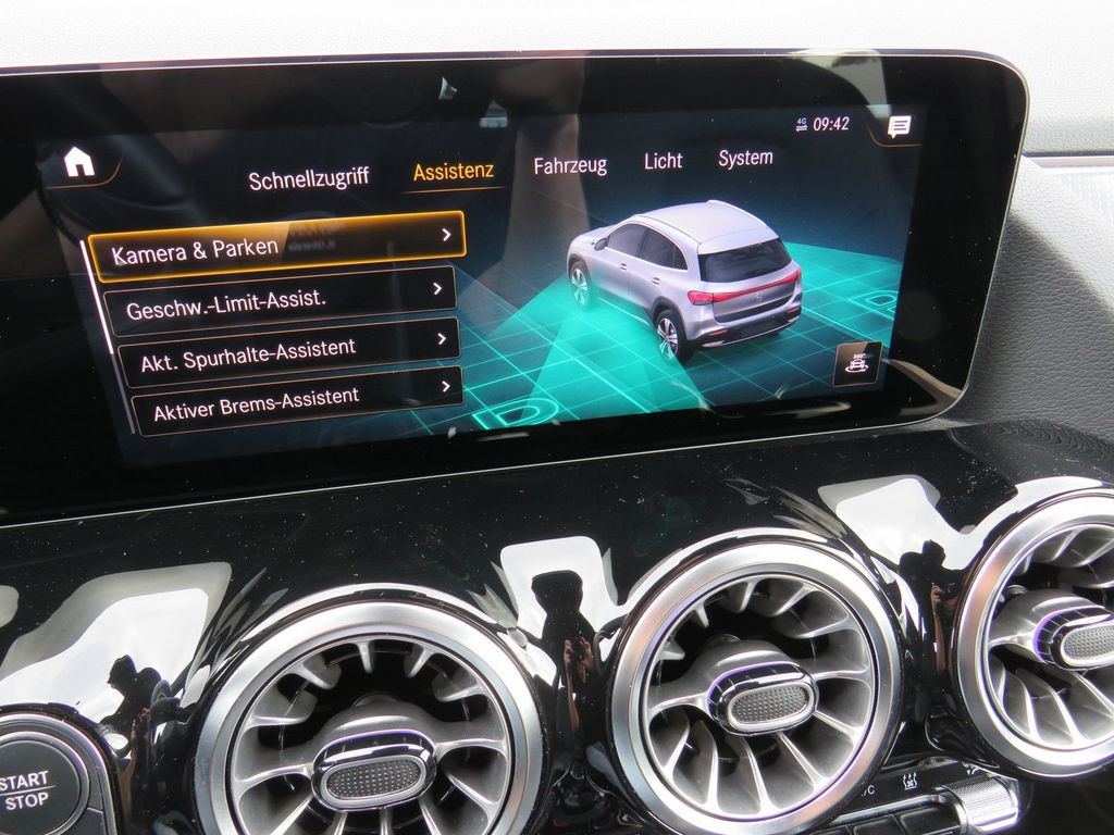 Mercedes-Benz EQA 2021