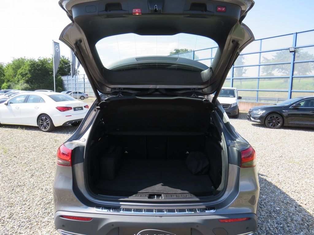 Mercedes-Benz EQA 2021