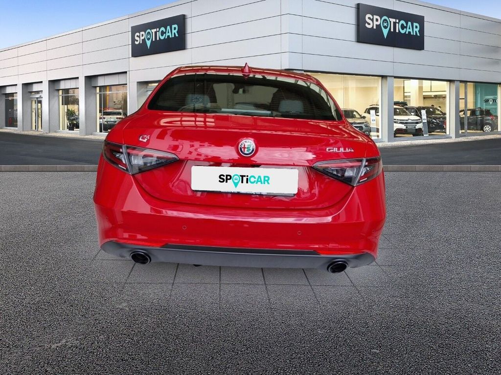 Alfa Romeo Giulia 2025