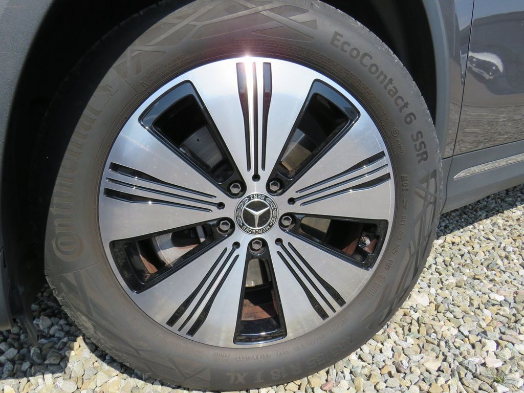 Mercedes-Benz EQA 2021