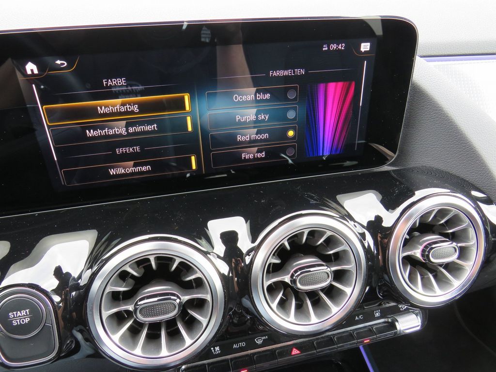 Mercedes-Benz EQA 2021