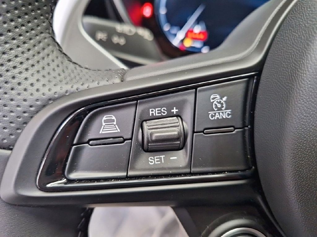 Alfa Romeo Giulia 2025