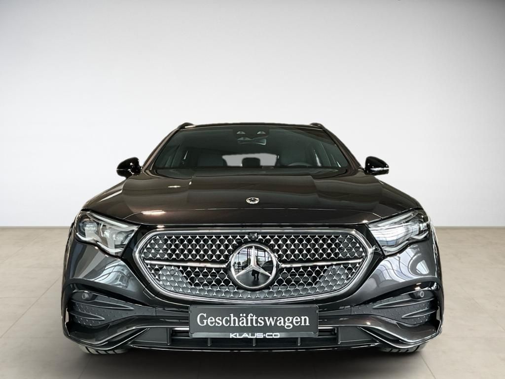 Mercedes-Benz E 300 2025