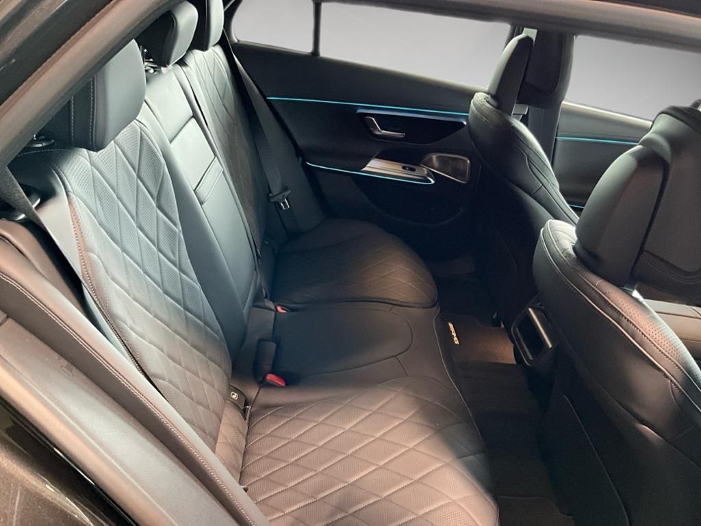 Mercedes-Benz E 300 2025