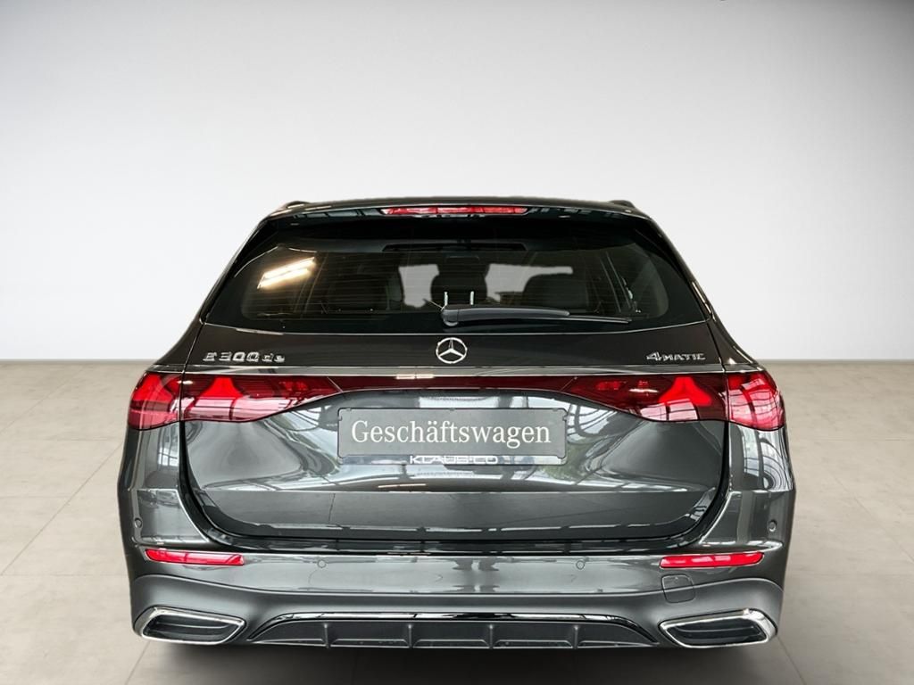 Mercedes-Benz E 300 2025